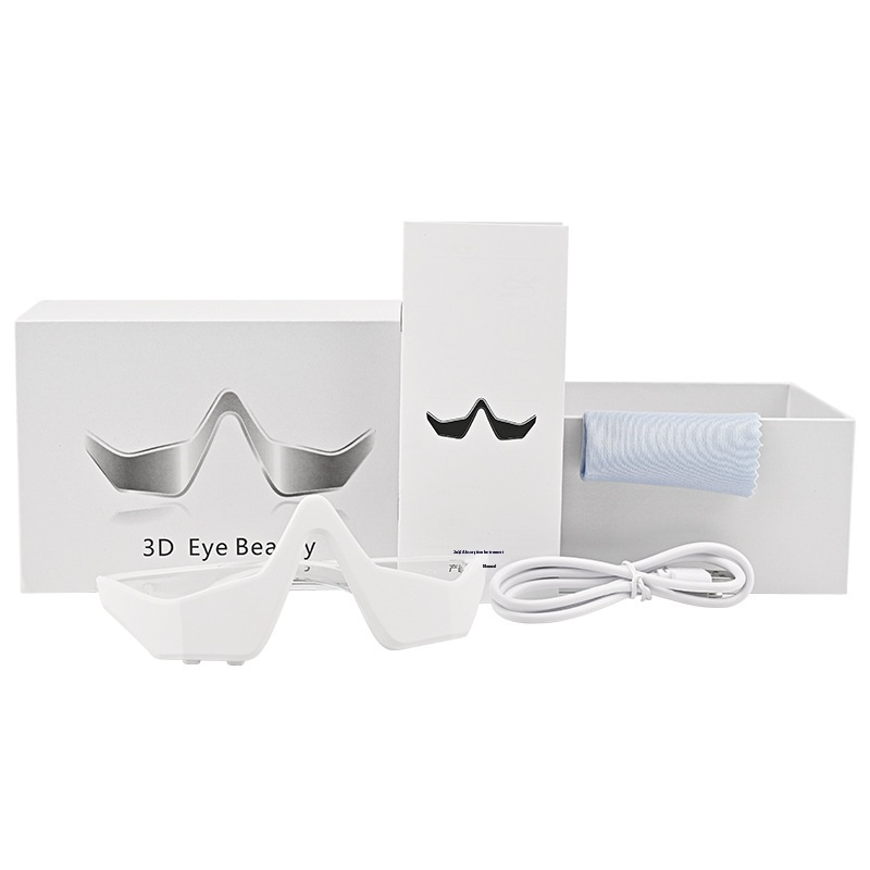 Facial lifting eye pads enhancing contour and lifting skin around eyes for a youthful look
